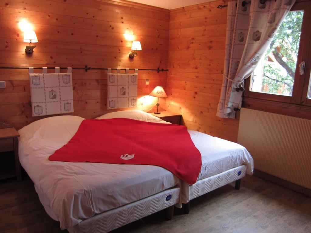 Appart 4 Pers 3 Etoiles Proximite Lac Et Remontees Courchevel Le Praz - Arrayanes Room photo